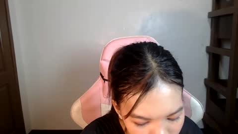 Snapshot of _jennn chatting on June 2026 06:46:02 PM Jen online show from June 2026 06:46:02 PM