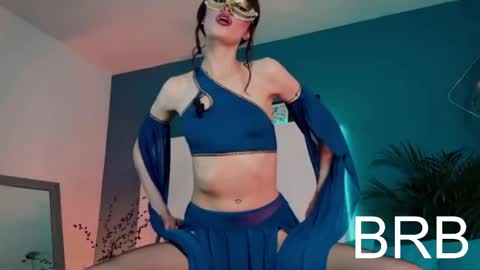  ...  online show from November 2025 07:10:01 PM