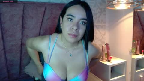 Julieta online show from March 2025 06:44:02 PM