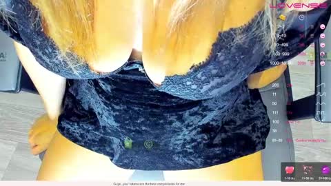 _justcallme_ online show from June 2026 09:27:01 PM