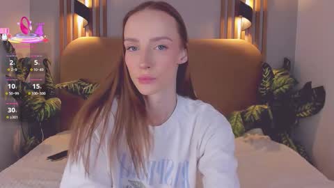 Kira online show from December 2025 07:17:02 AM