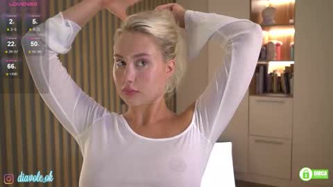 Snapshot of _kateline_ chatting on September 2025 03:12:01 PM Kate online show from September 2025 03:12:01 PM