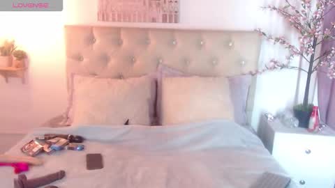 kathy online show from November 2025 06:42:02 PM