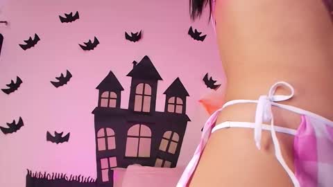 Kendall online show from October 2025 11:55:02 AM