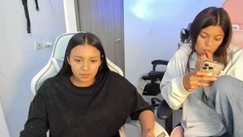 khloe sweet online show from March 2026 08:04:02 PM