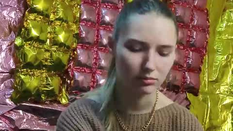 _kikiclark_ online show from March 2026 06:13:02 PM