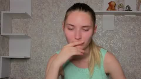 _kikiclark_ online show from August 2026 09:17:02 PM