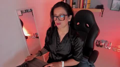 Snapshot of _kiramoon__ chatting on February 2026 02:24:01 PM Kiraaaa 0 online show from February 2026 02:24:01 PM