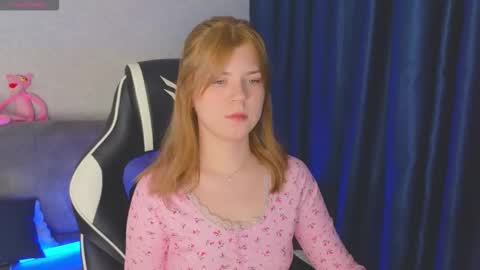 Molly   Emily online show from November 2025 05:46:02 PM