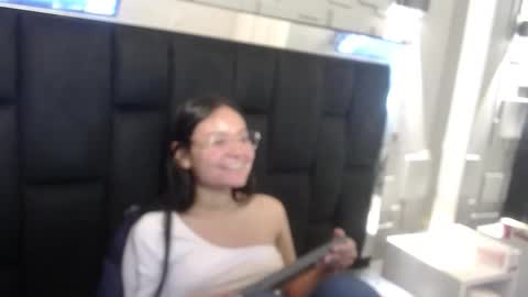 Snapshot of _kita chatting on October 2025 03:45:02 PM Jalina online show from October 2025 03:45:02 PM