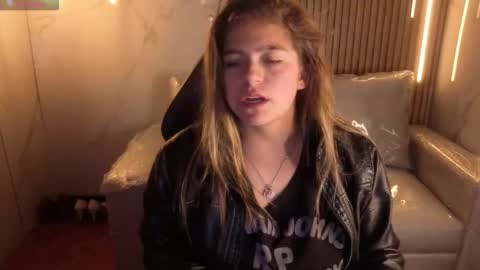 Snapshot of _kitten_1 chatting on January 2026 03:20:02 AM _kitten_1 online show from January 2026 03:20:02 AM