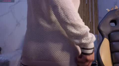 _kitten_1 online show from April 2026 12:31:01 PM