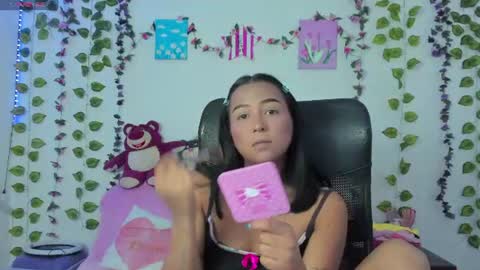 Stefany online show from June 2026 01:43:02 AM