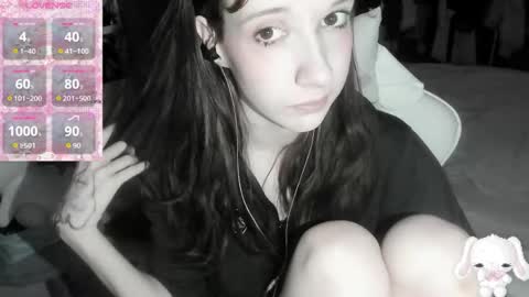 Snapshot of _kuroneeko_ chatting on April 2026 07:17:02 AM kuro online show from April 2026 07:17:02 AM