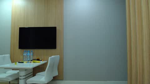 Kurt online show from December 2024 10:14:02 PM