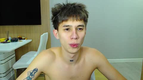 Kurt online show from December 2024 09:31:02 PM