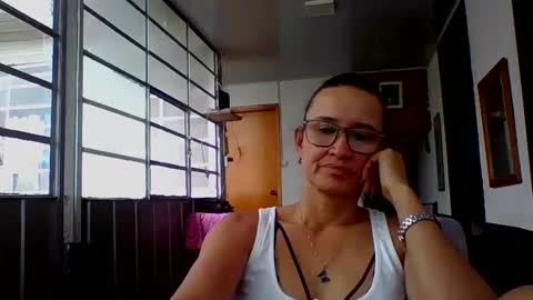 Snapshot of _laflaka2024 chatting on October 2025 10:09:01 PM SANDRA online show from October 2025 10:09:01 PM