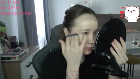 Snapshot of _lalune_ chatting on February 2026 10:47:01 AM _lalune_ online show from February 2026 10:47:01 AM