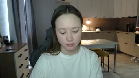 Snapshot of _lalune_ chatting on February 2026 10:21:02 AM _lalune_ online show from February 2026 10:21:02 AM