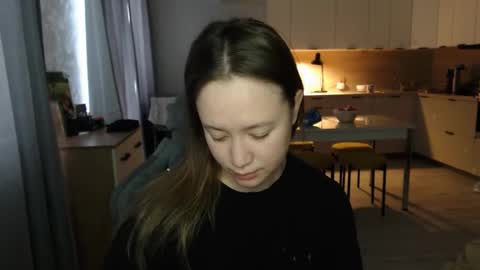 Snapshot of _lalune_ chatting on February 2026 10:09:02 AM _lalune_ online show from February 2026 10:09:02 AM