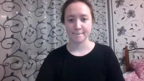 Snapshot of _lalune_ chatting on February 2026 06:48:01 PM _lalune_ online show from February 2026 06:48:01 PM