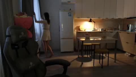 Snapshot of _lalune_ chatting on February 2026 01:22:01 PM _lalune_ online show from February 2026 01:22:01 PM