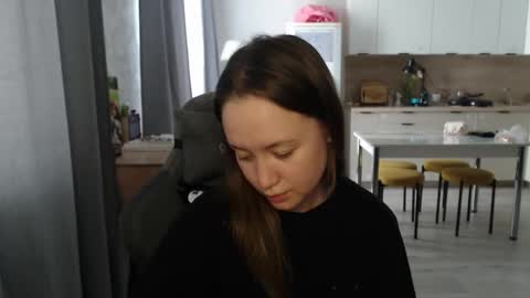 Snapshot of _lalune_ chatting on March 2026 09:48:01 AM _lalune_ online show from March 2026 09:48:01 AM