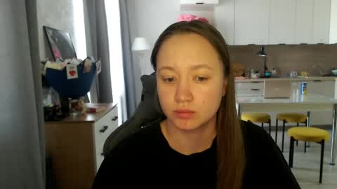 Snapshot of _lalune_ chatting on April 2026 09:10:01 AM _lalune_ online show from April 2026 09:10:01 AM