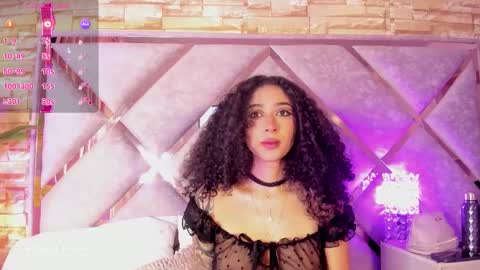 Lanna  online show from November 2025 10:58:02 AM