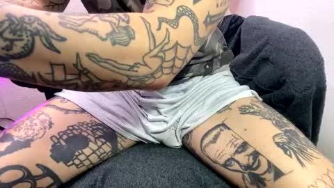 Layne online show from October 2025 02:50:02 PM