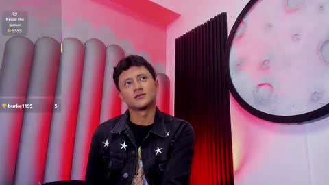 _leohot_ online show from November 2025 03:39:02 AM