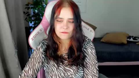 Snapshot of _lexii_pop chatting on November 2025 06:25:01 AM Im Alis 3 online show from November 2025 06:25:01 AM