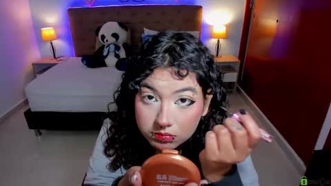 Liily online show from September 2025 08:58:02 PM