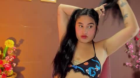 Ivy 3 online show from November 2025 08:08:02 PM