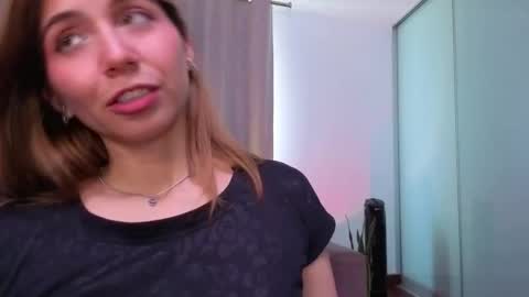 Sammy online show from December 2025 07:01:02 PM