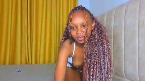 Snapshot of _littlevenus chatting on January 2026 02:27:02 AM Littlevenus online show from January 2026 02:27:02 AM