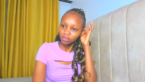 Snapshot of _littlevenus chatting on February 2026 01:57:02 AM Littlevenus online show from February 2026 01:57:02 AM