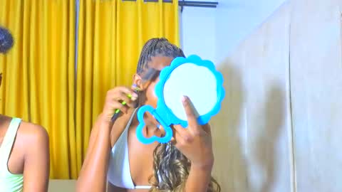 Snapshot of _littlevenus chatting on February 2026 02:31:02 AM Littlevenus online show from February 2026 02:31:02 AM