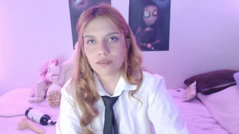 Sofia 3 online show from May 2026 11:14:02 PM