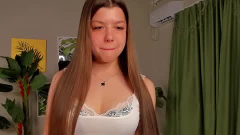 Lola3 online show from August 2026 05:34:02 AM