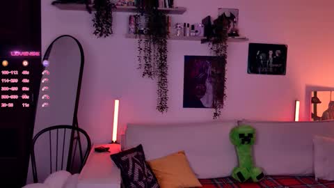 Lolly online show from November 2025 09:19:02 AM