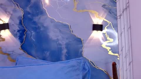 Lorrayne online show from October 2025 12:04:02 PM