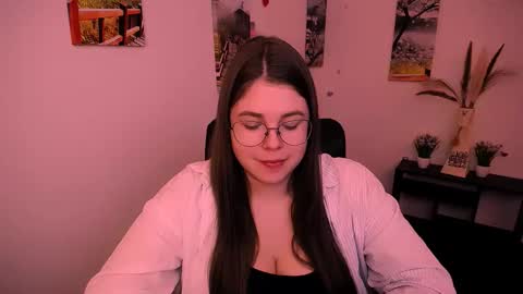 Mary online show from September 2025 07:21:02 AM