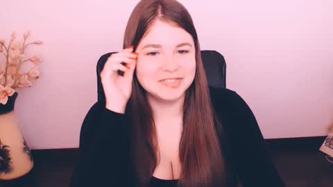 Mary online show from September 2025 01:59:01 PM