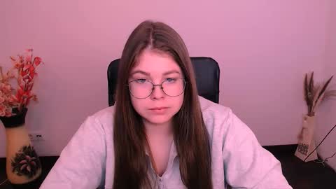 Mary online show from October 2025 06:47:02 AM