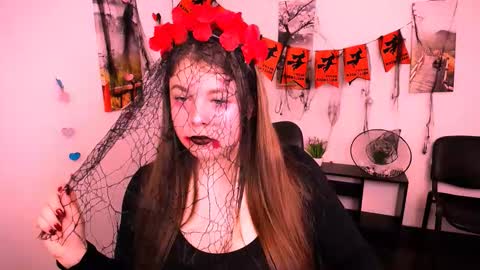 Mary online show from October 2025 11:00:01 AM