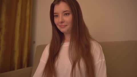 Snapshot of _lovelyen chatting on September 2025 01:40:01 AM Alice online show from September 2025 01:40:01 AM