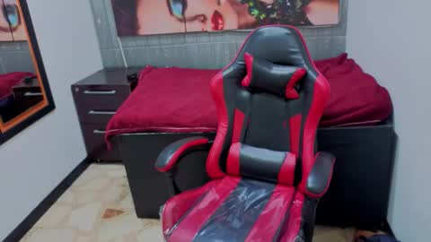 Lucia online show from March 2026 07:21:02 PM