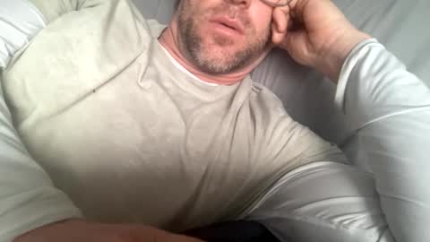 _lululeo_ online show from April 2026 02:27:02 AM