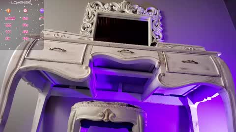  Luna  online show from March 2025 11:55:02 AM